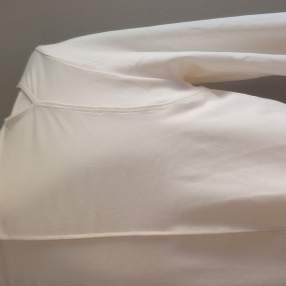 All in motion off-white workout top size small - Picture 4 of 6